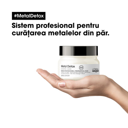 L'Oréal Professionnel Serie Expert Metal Detox hajpakolás fémlerakódás-gátló rendszerrel, minden szőkített, festett vagy balayage hajtípusra 250 ml