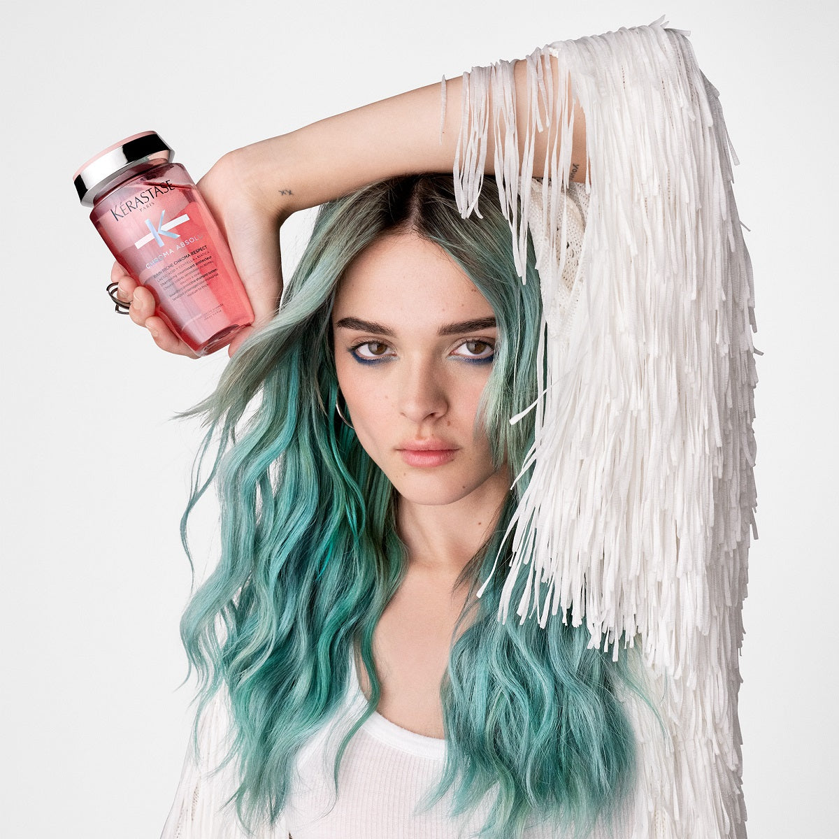 Kérastase Chroma Absolu Bain Riche Chroma Respect védő, tápláló sampon festett, normál és vastag hajra, 250 ml
