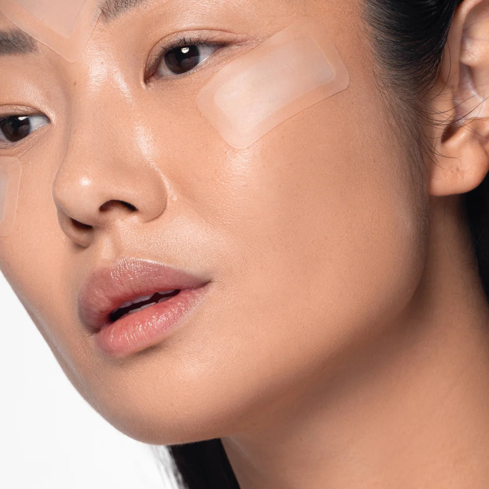 Karuna Age Rewind Microneedle Patches, plasturi cu microace, retinol și peptide pentru riduri