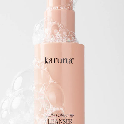 Gel de curățare cu niacinamide Karuna Balancing Cleanser 150ml